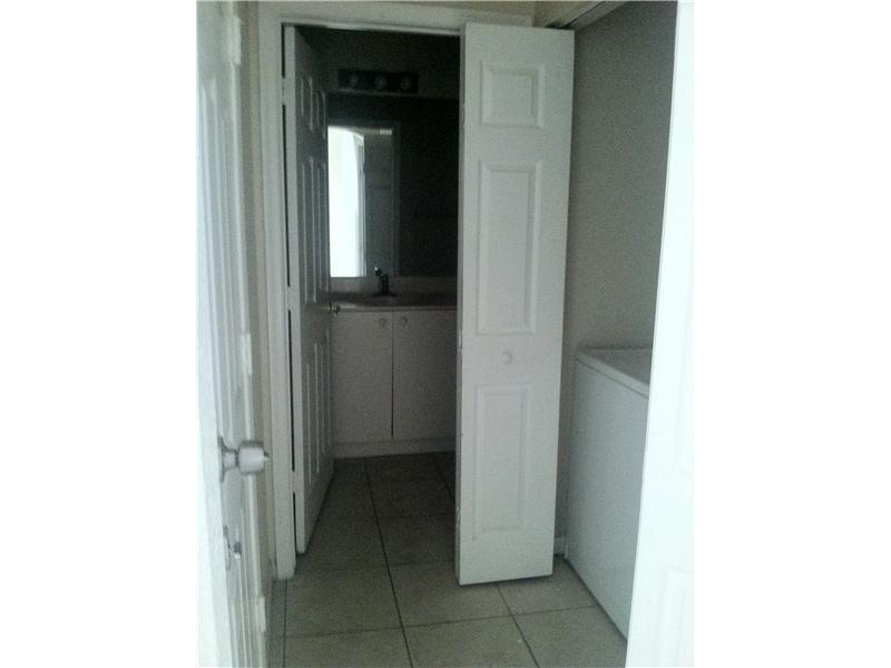 MURANO @ HAMPTON - Residential Lease