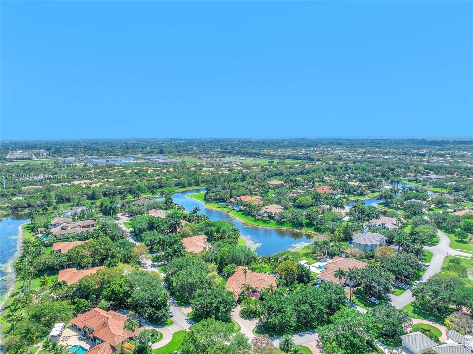 WINDMILL LAKE ESTATES - Residential