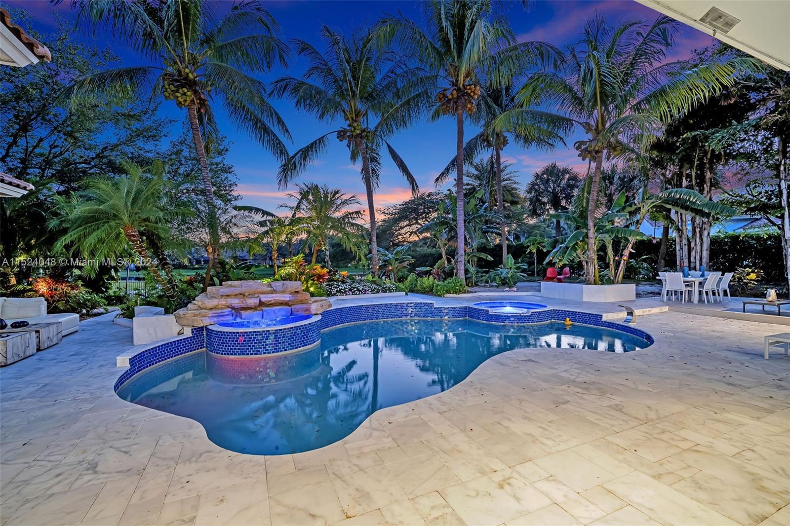 WINDMILL LAKE ESTATES - Residential