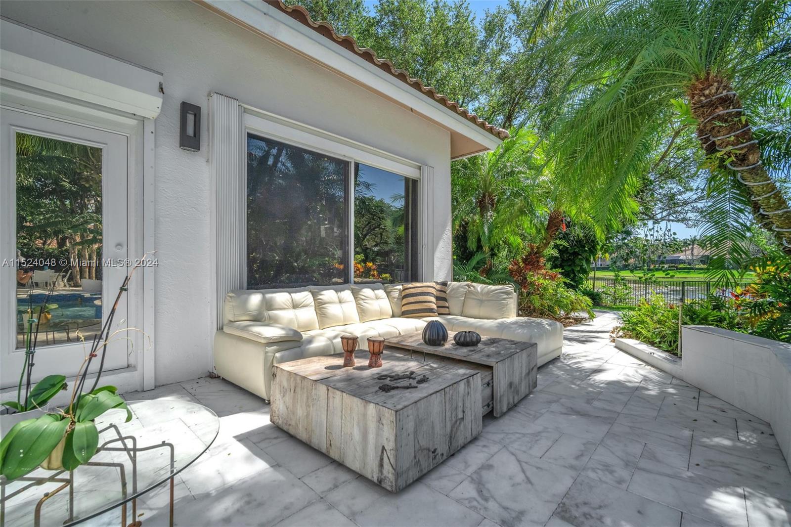 WINDMILL LAKE ESTATES - Residential