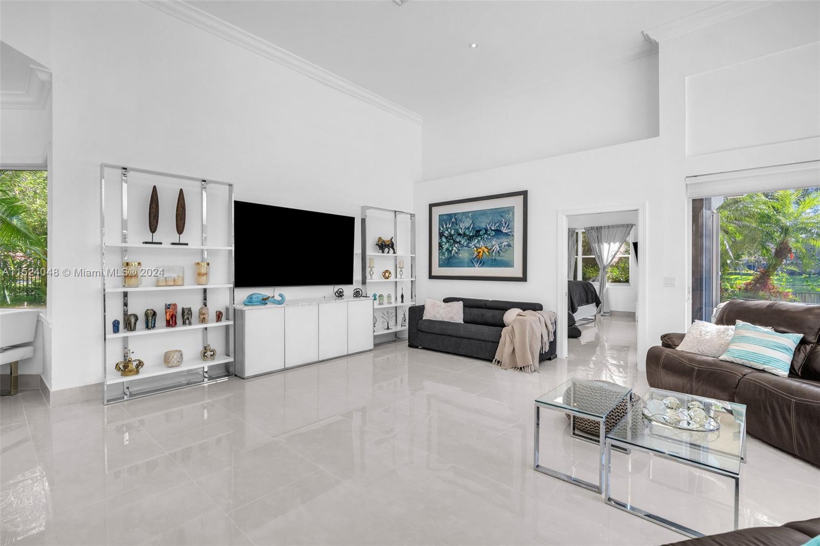 WINDMILL LAKE ESTATES - Residential