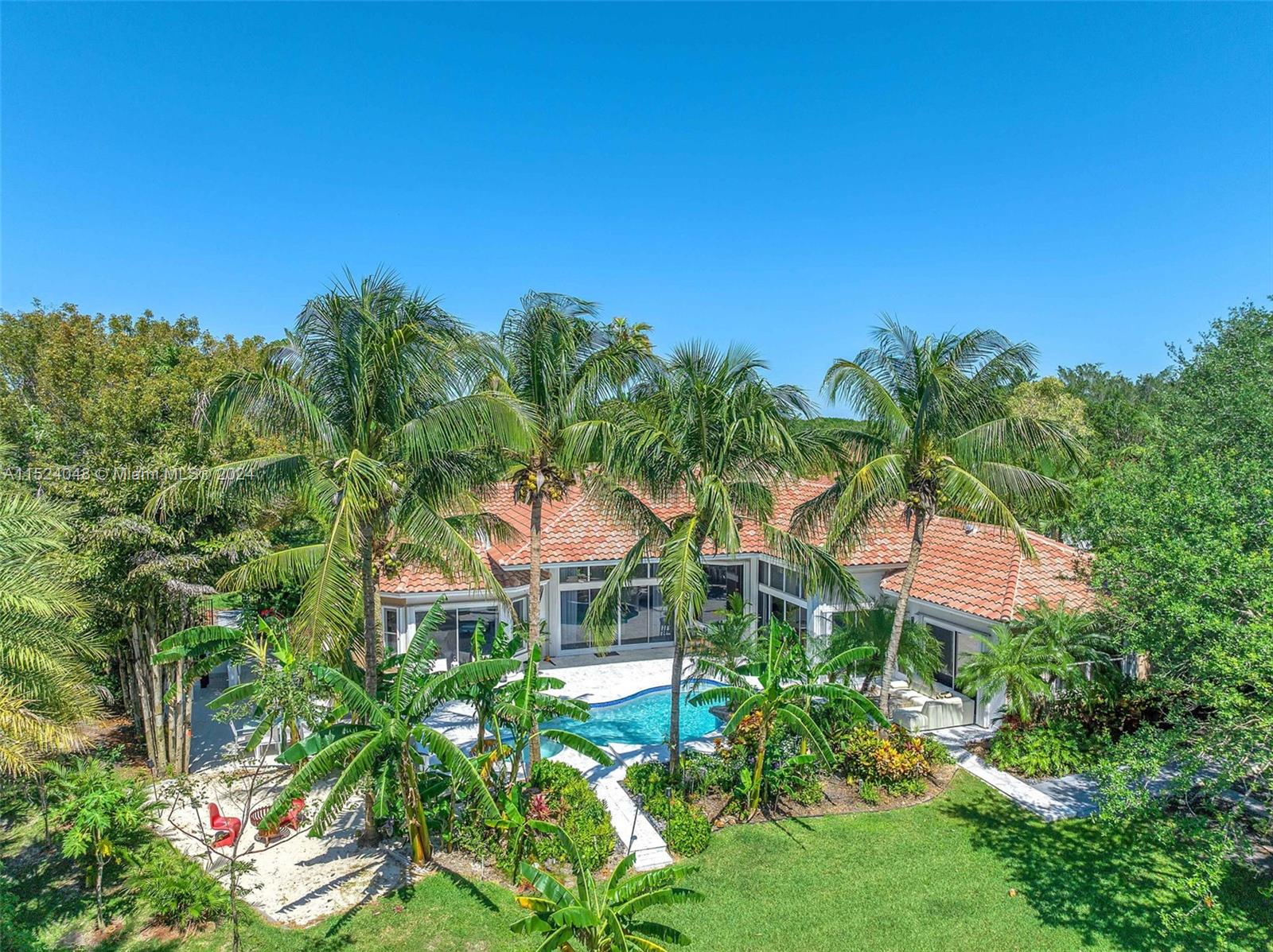 WINDMILL LAKE ESTATES - Residential