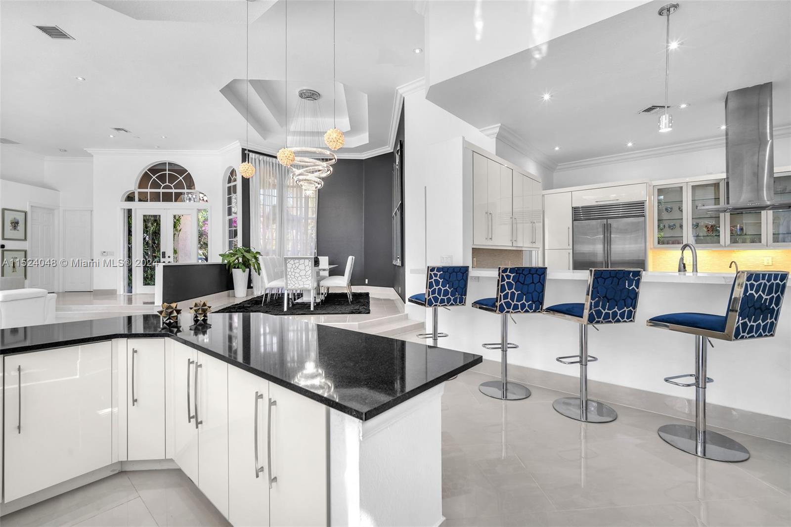 WINDMILL LAKE ESTATES - Residential