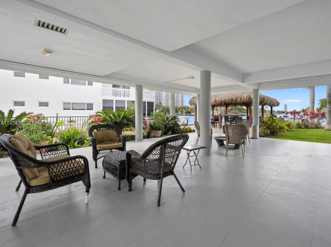 GOLDEN BAY MANOR CO-OP - Residential