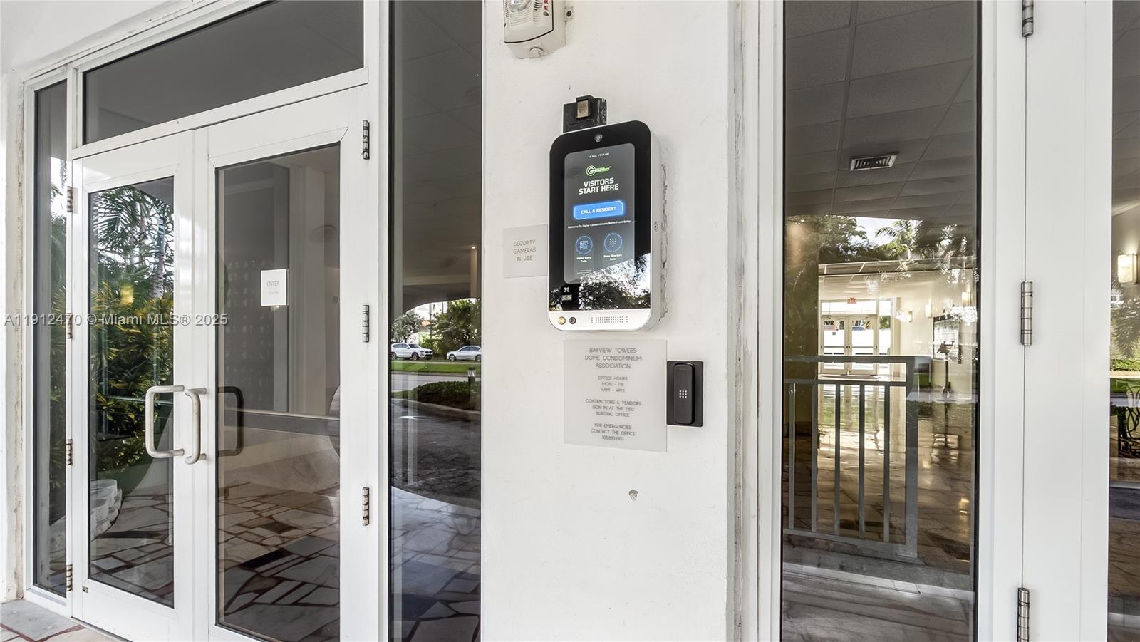 BAYVIEW TOWERS CONDO SOUT - Residential