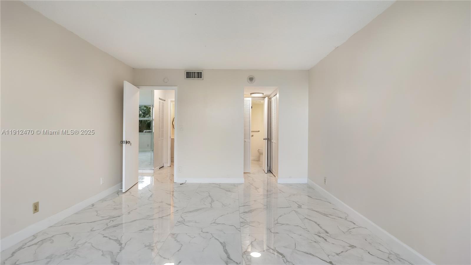 BAYVIEW TOWERS CONDO SOUT - Residential