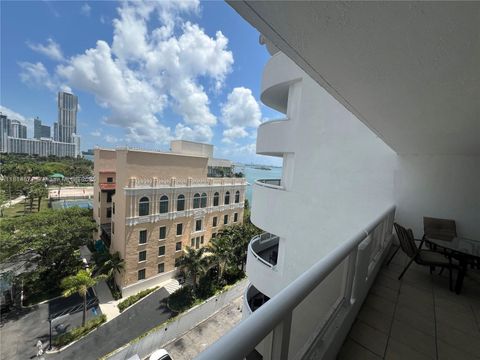 1717 N Bayshore Dr A-1038 Miami FL 33132