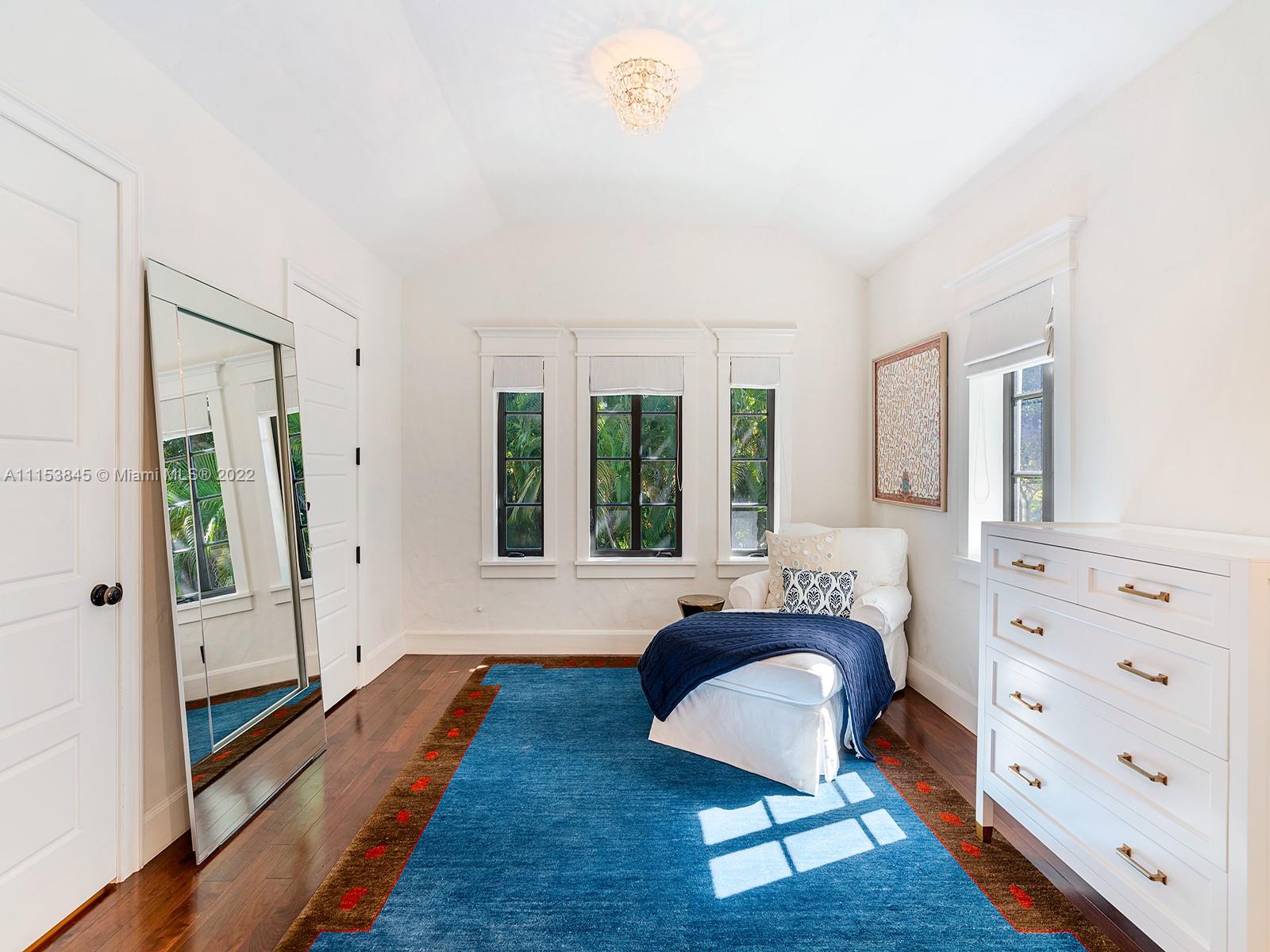 CORAL GABLES SEC E - Residential