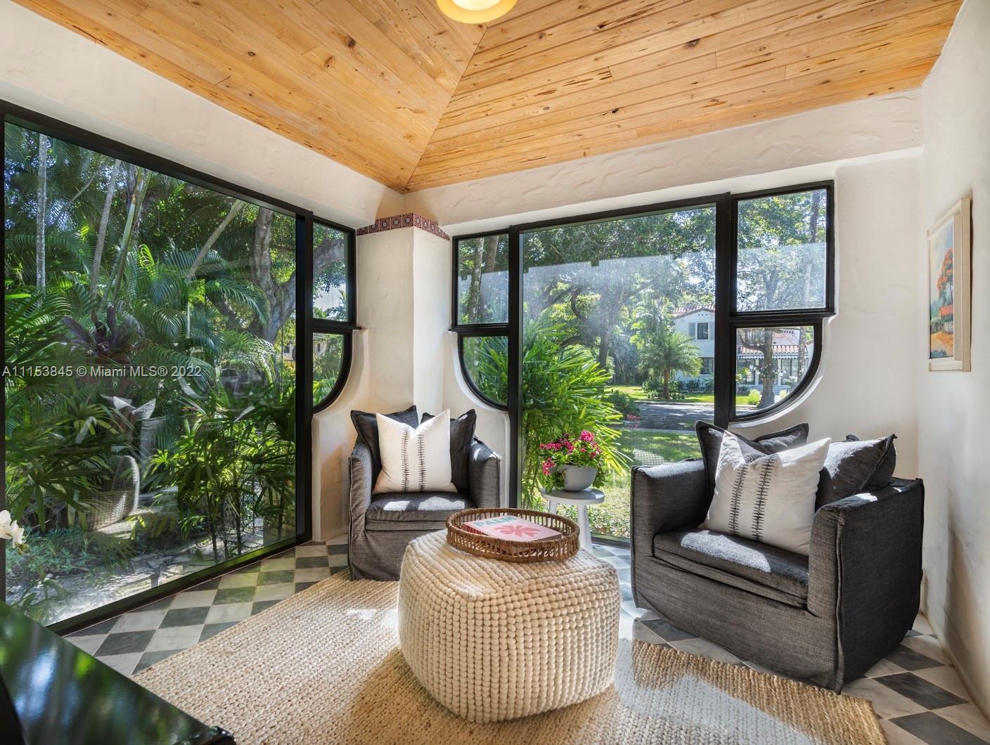 CORAL GABLES SEC E - Residential