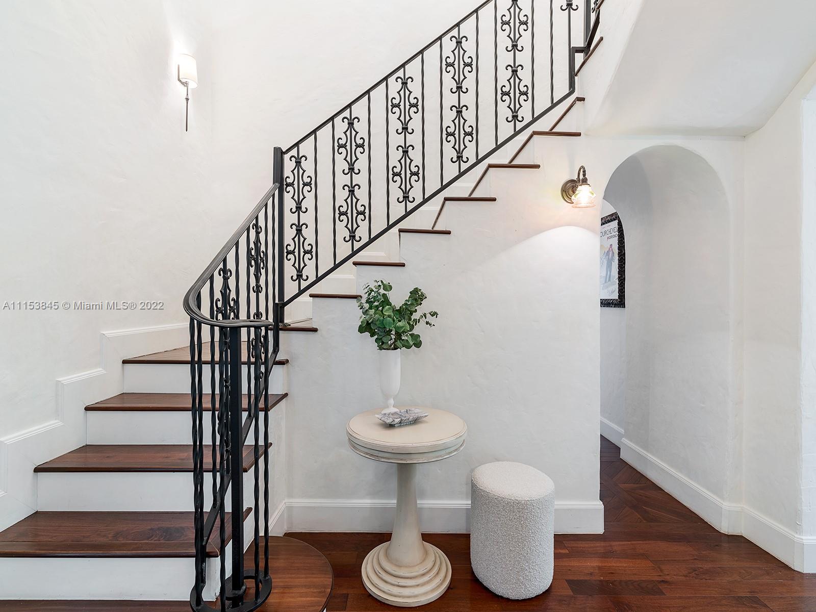 CORAL GABLES SEC E - Residential