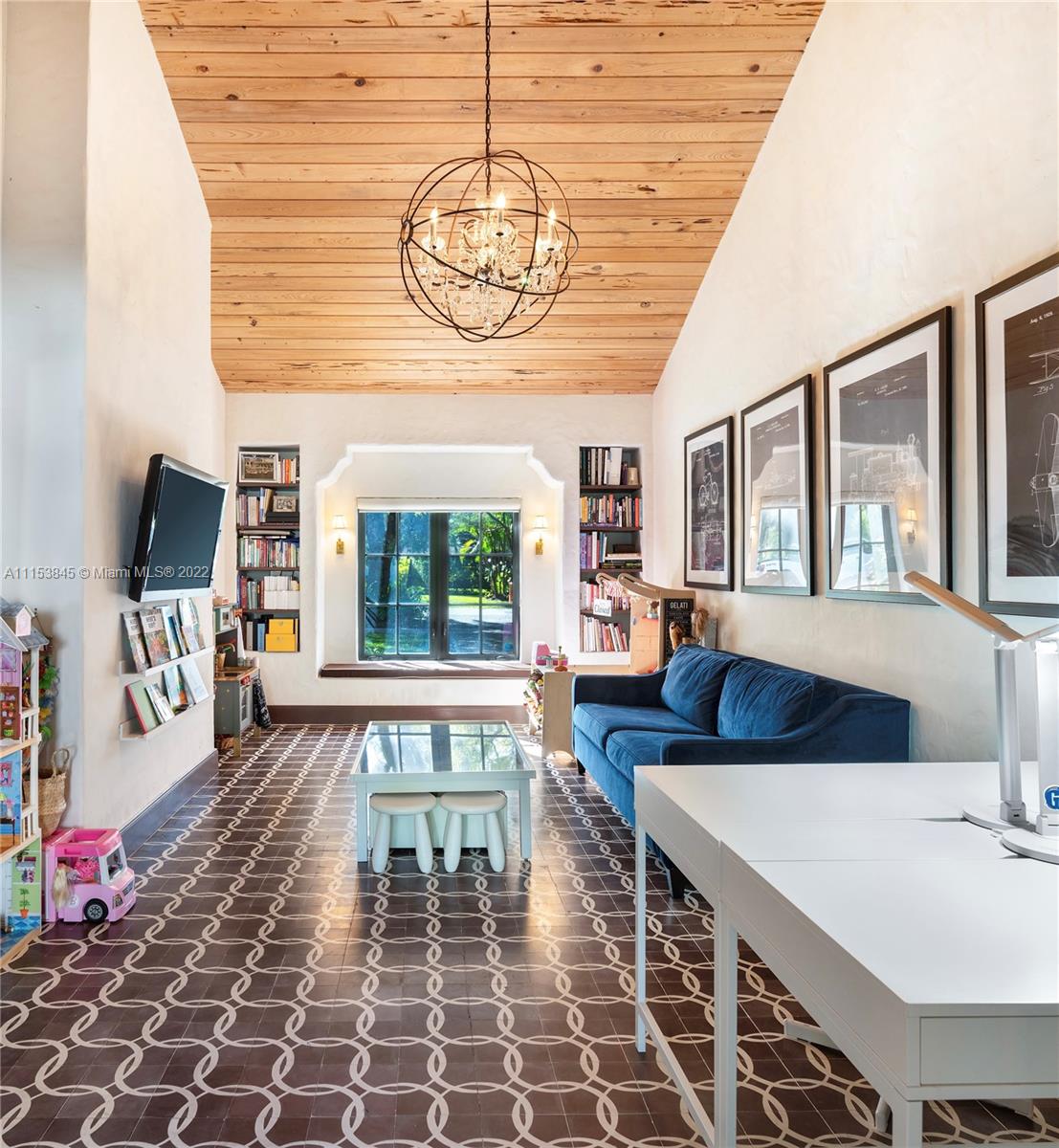 CORAL GABLES SEC E - Residential