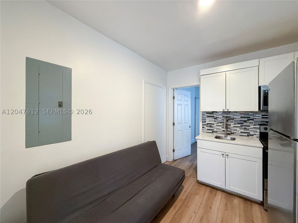 Photo of 2 SW 6th Ave #4, Dania Beach, FL 33004 (MLS # A12047612)