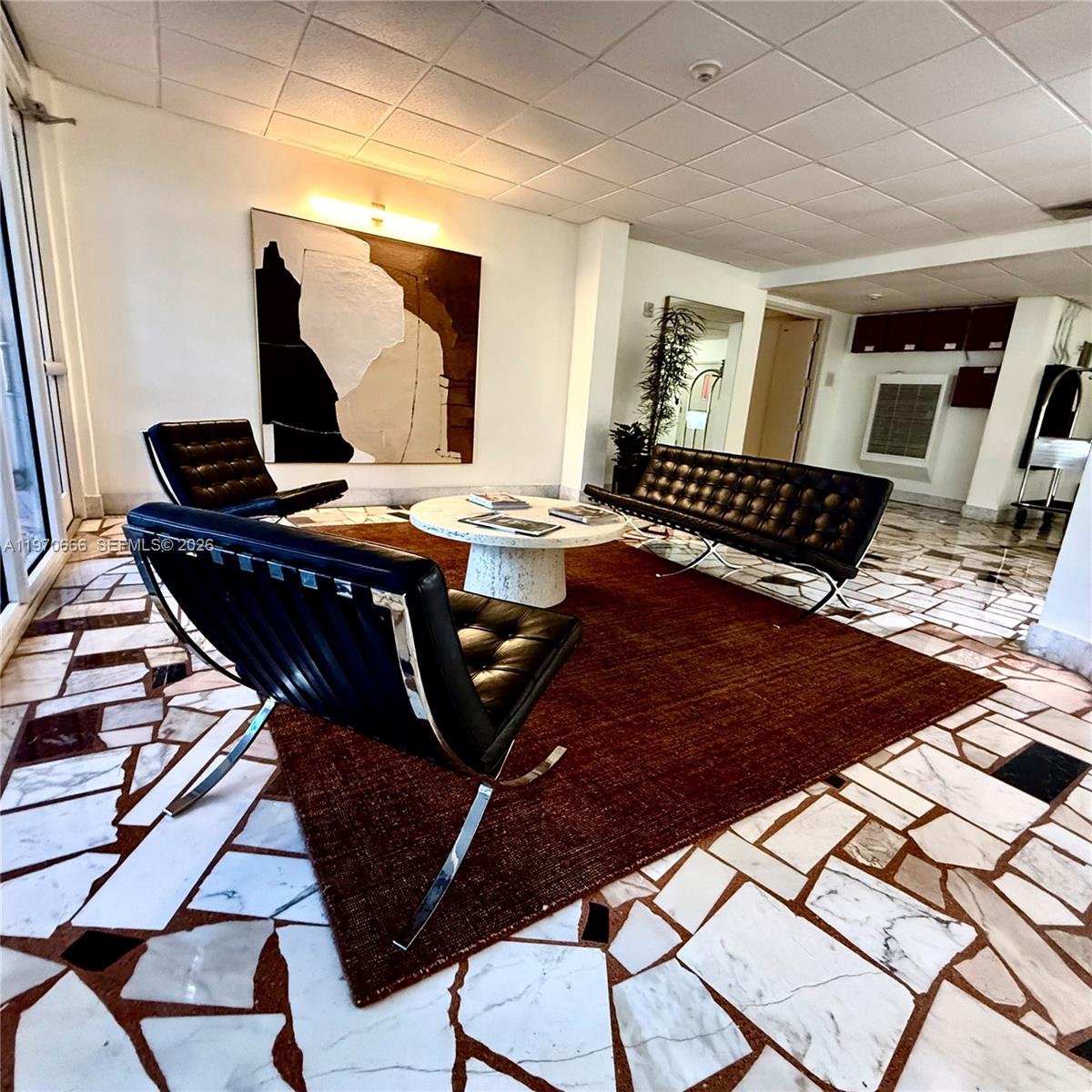 BAYVIEW TOWERS CONDO SOUT - Residential