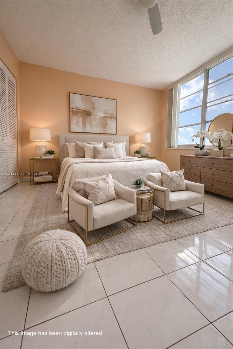 BAYVIEW TOWERS CONDO SOUT - Residential