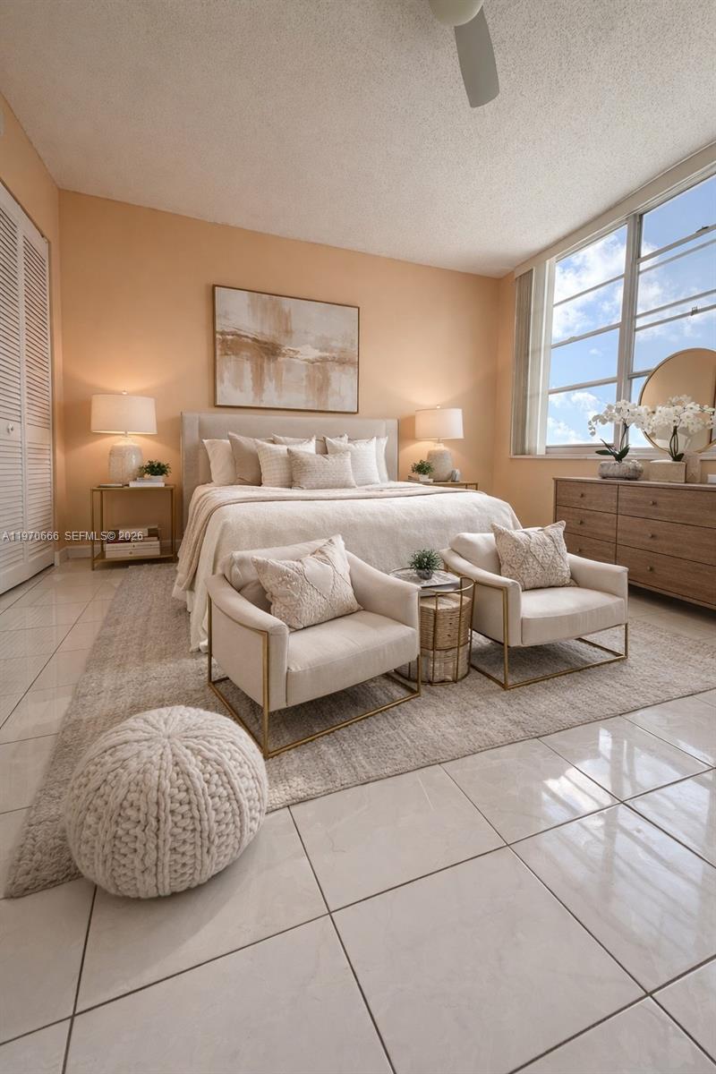 BAYVIEW TOWERS CONDO SOUT - Residential