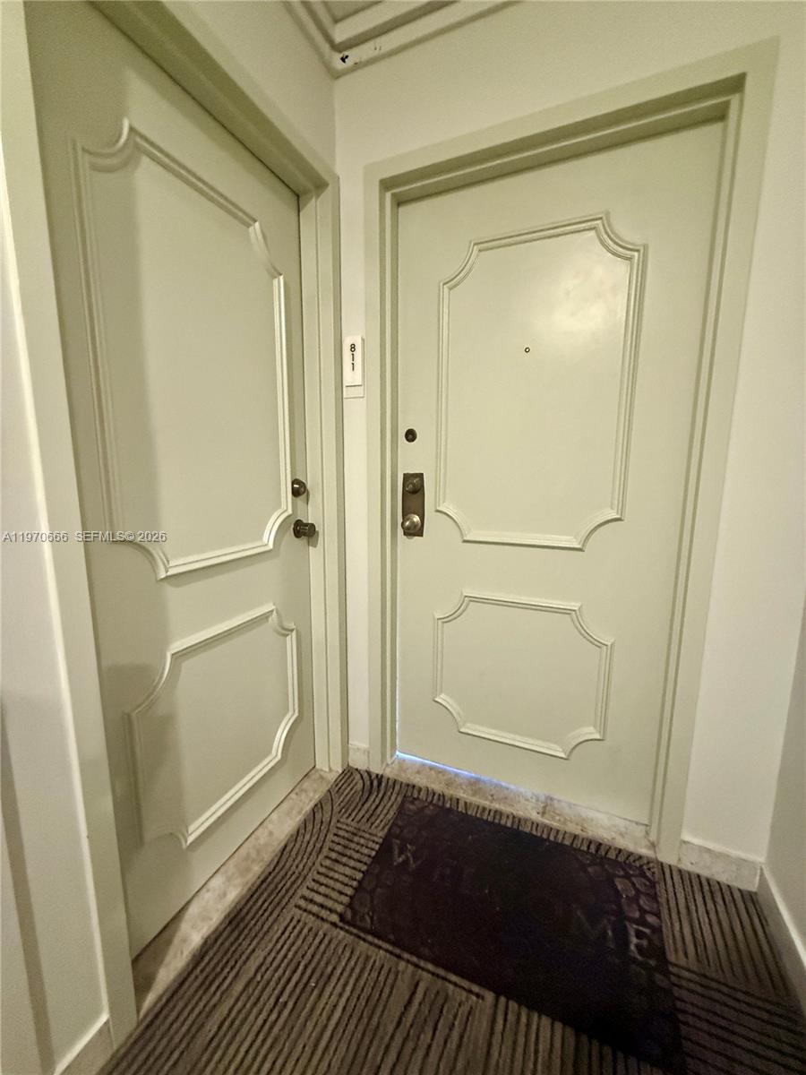 BAYVIEW TOWERS CONDO SOUT - Residential