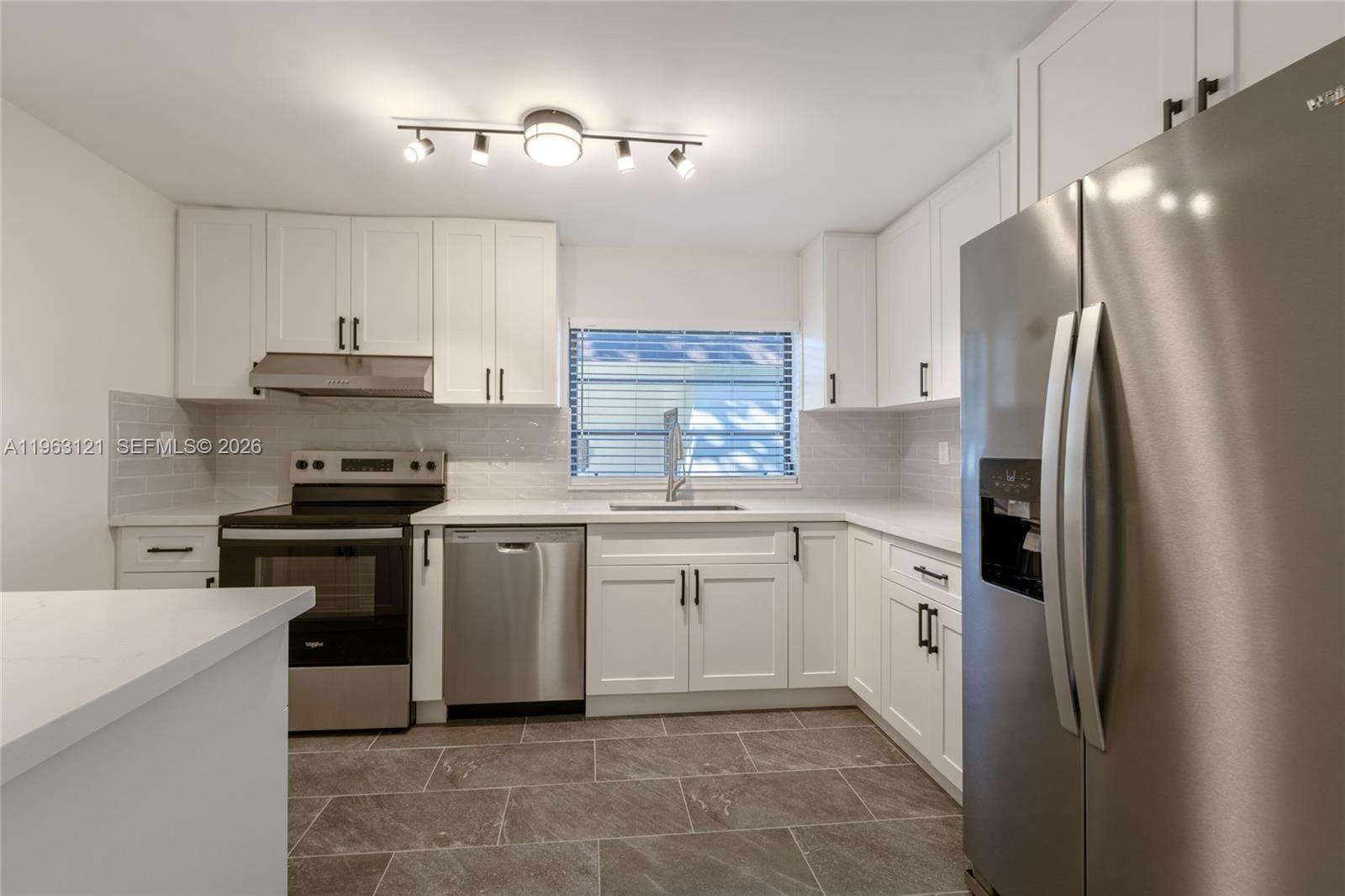 OSCEOLA HIGHLANDS - Residential Income