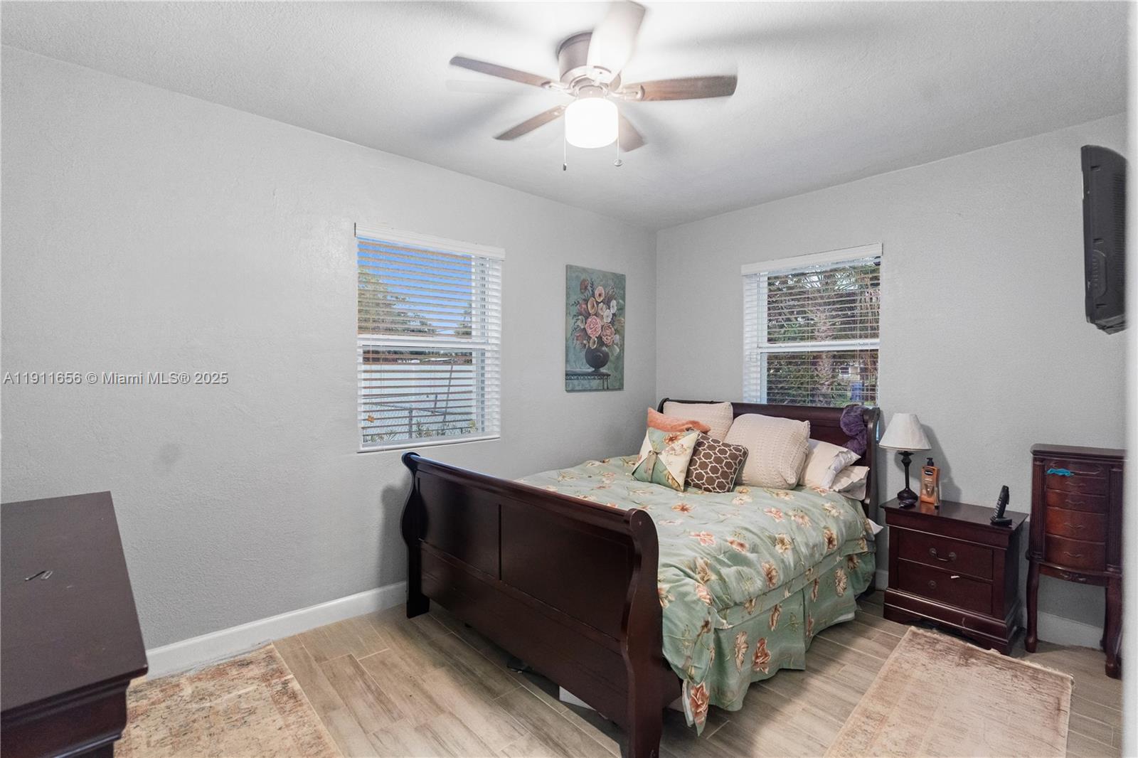 LAUDERDALE MANORS AMD PLA - Residential