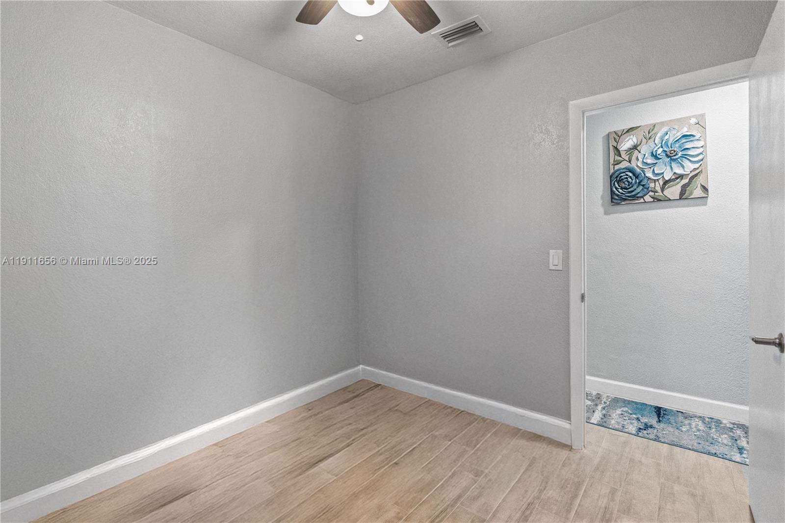 LAUDERDALE MANORS AMD PLA - Residential