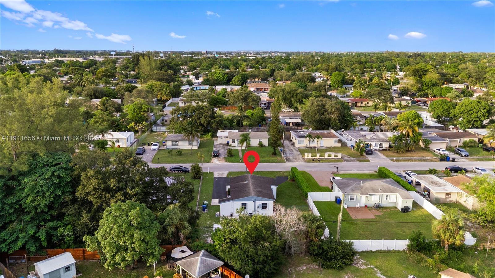 LAUDERDALE MANORS AMD PLA - Residential