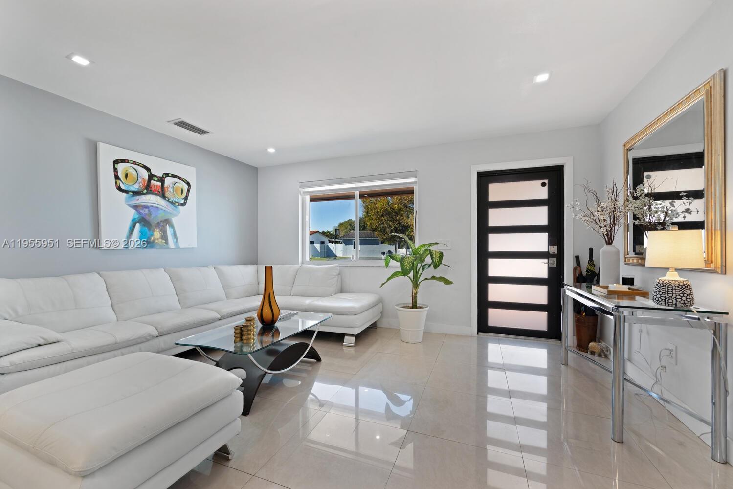 SNAPPER CREEK VILLAS - Residential