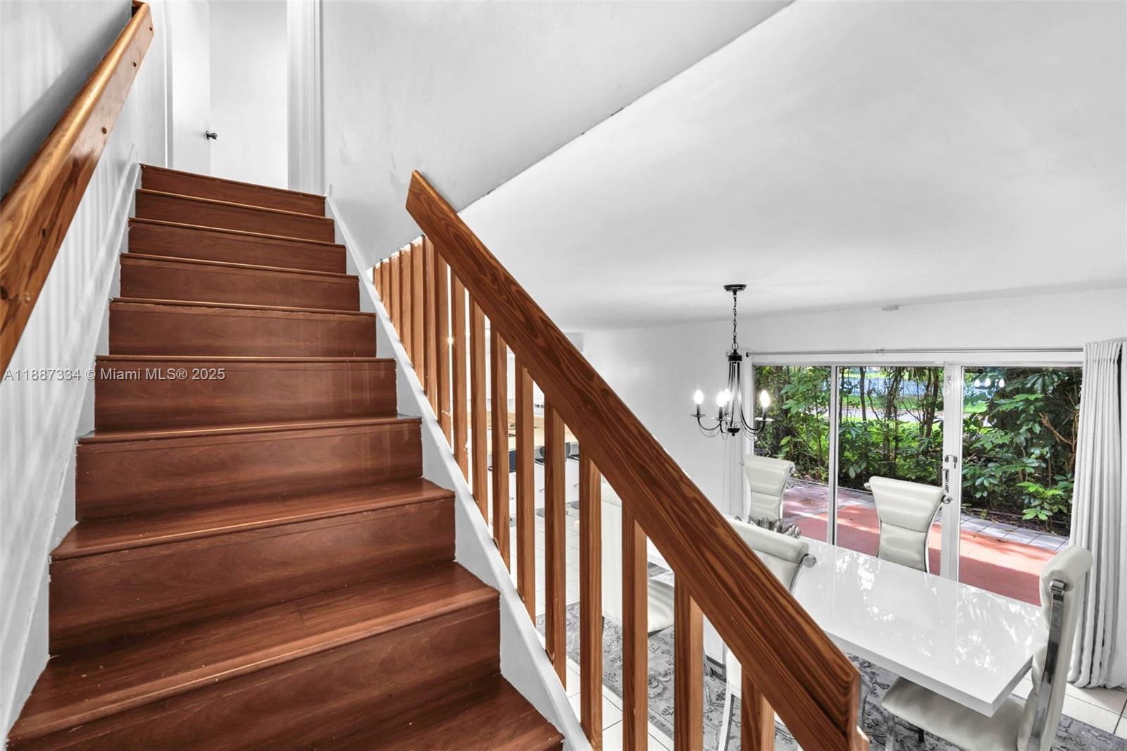 EMBASSY LAKES PHASE III - Residential