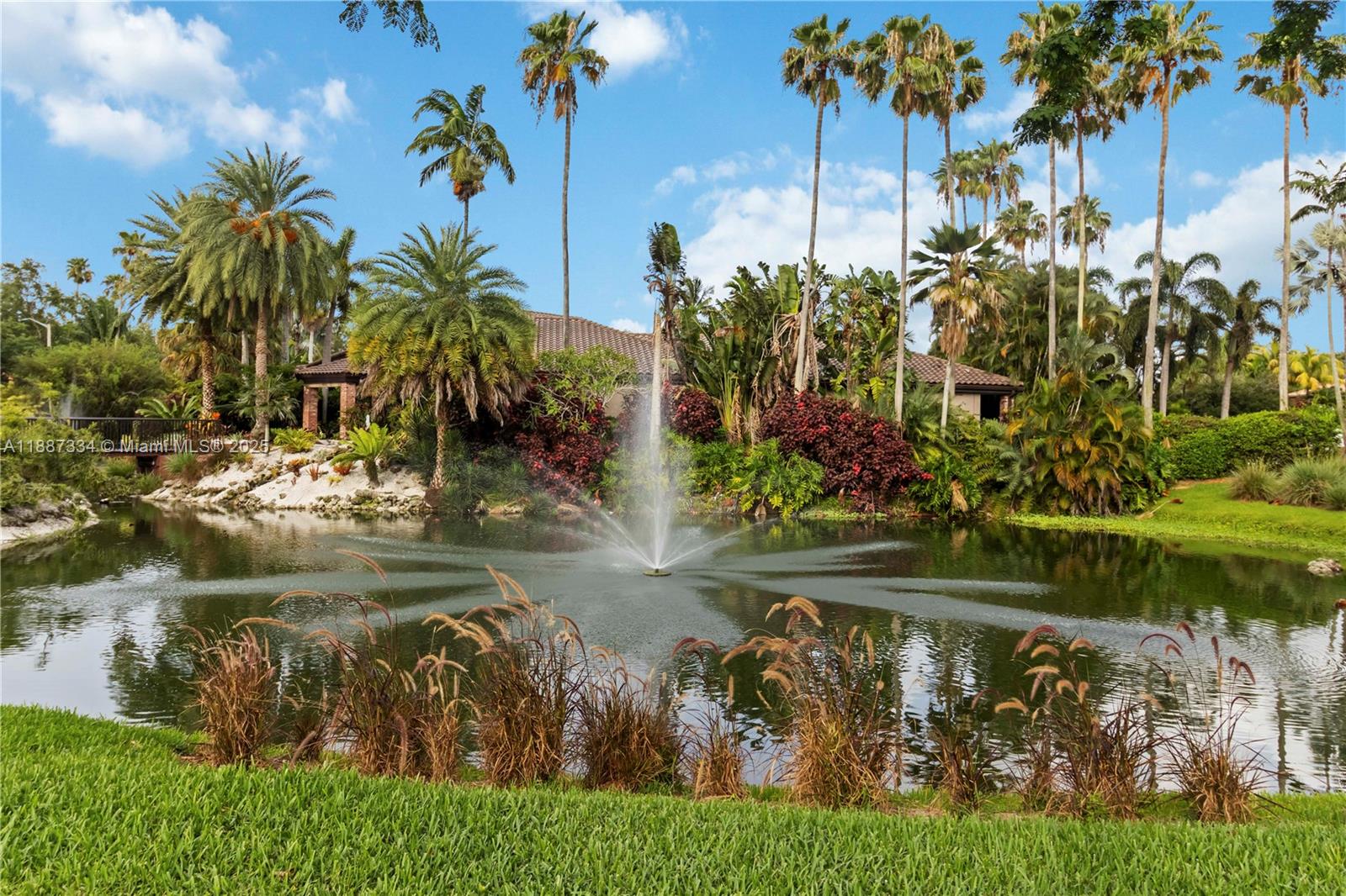 EMBASSY LAKES PHASE III - Residential