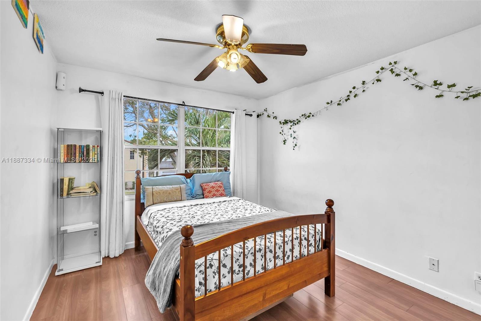 EMBASSY LAKES PHASE III - Residential