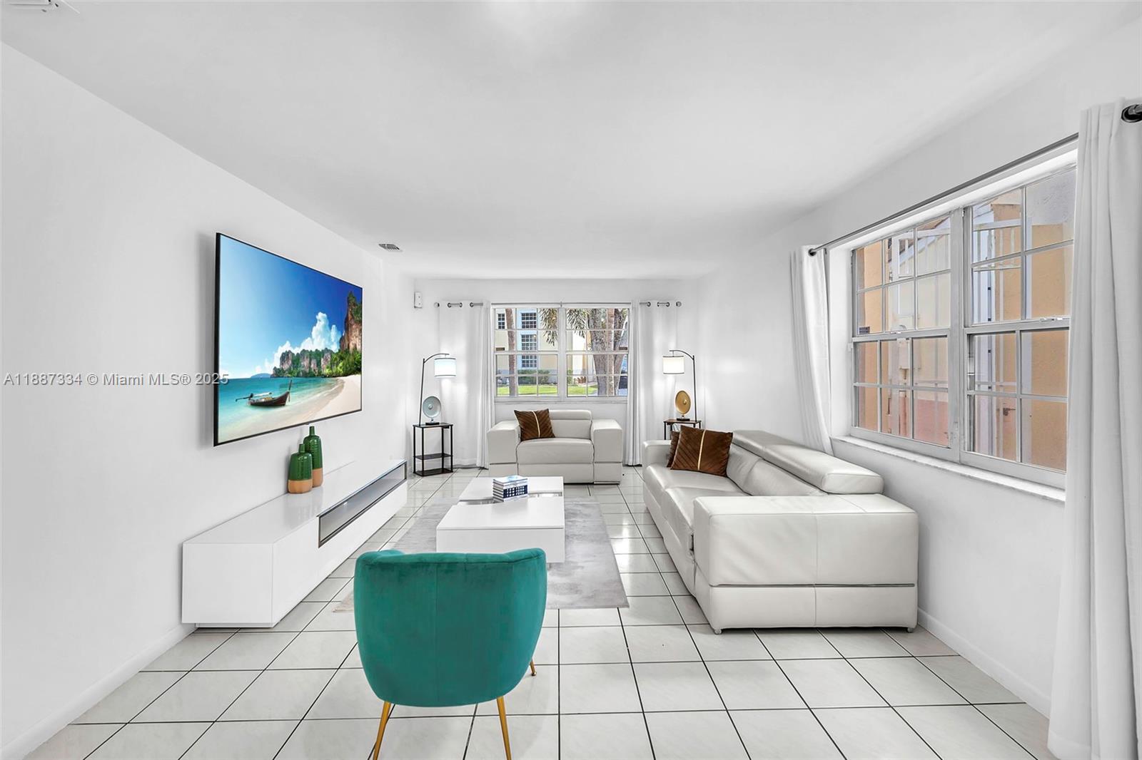 EMBASSY LAKES PHASE III - Residential