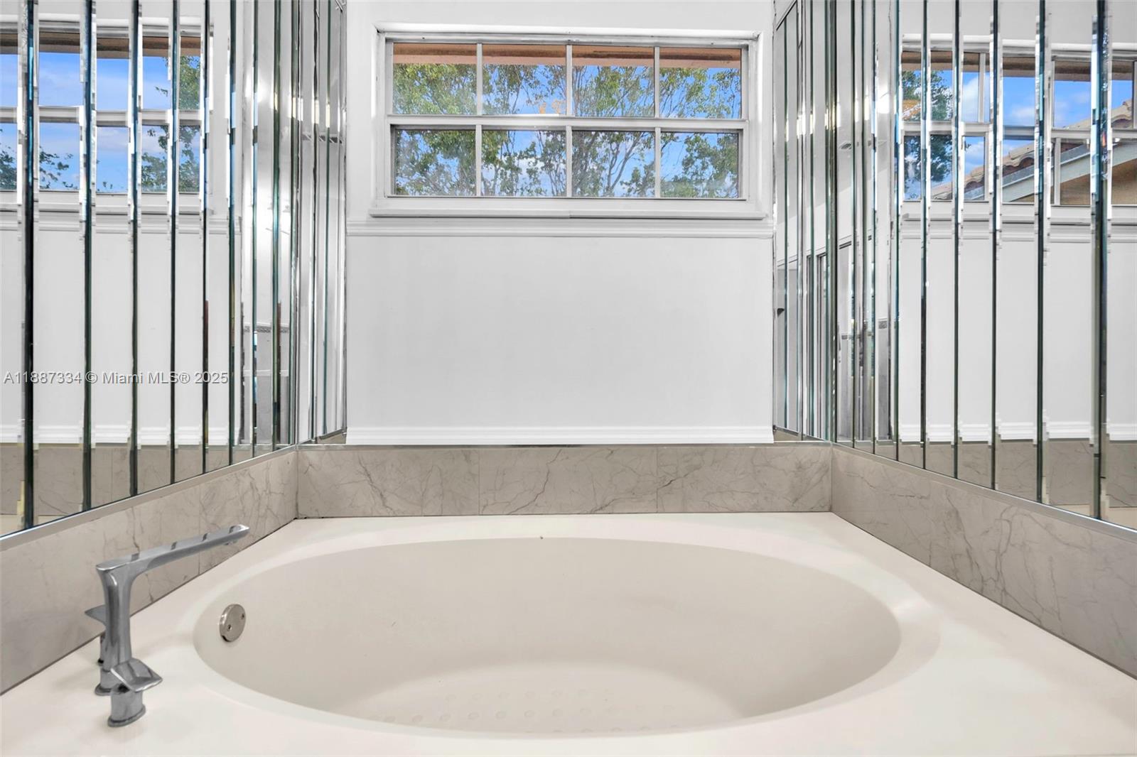 EMBASSY LAKES PHASE III - Residential