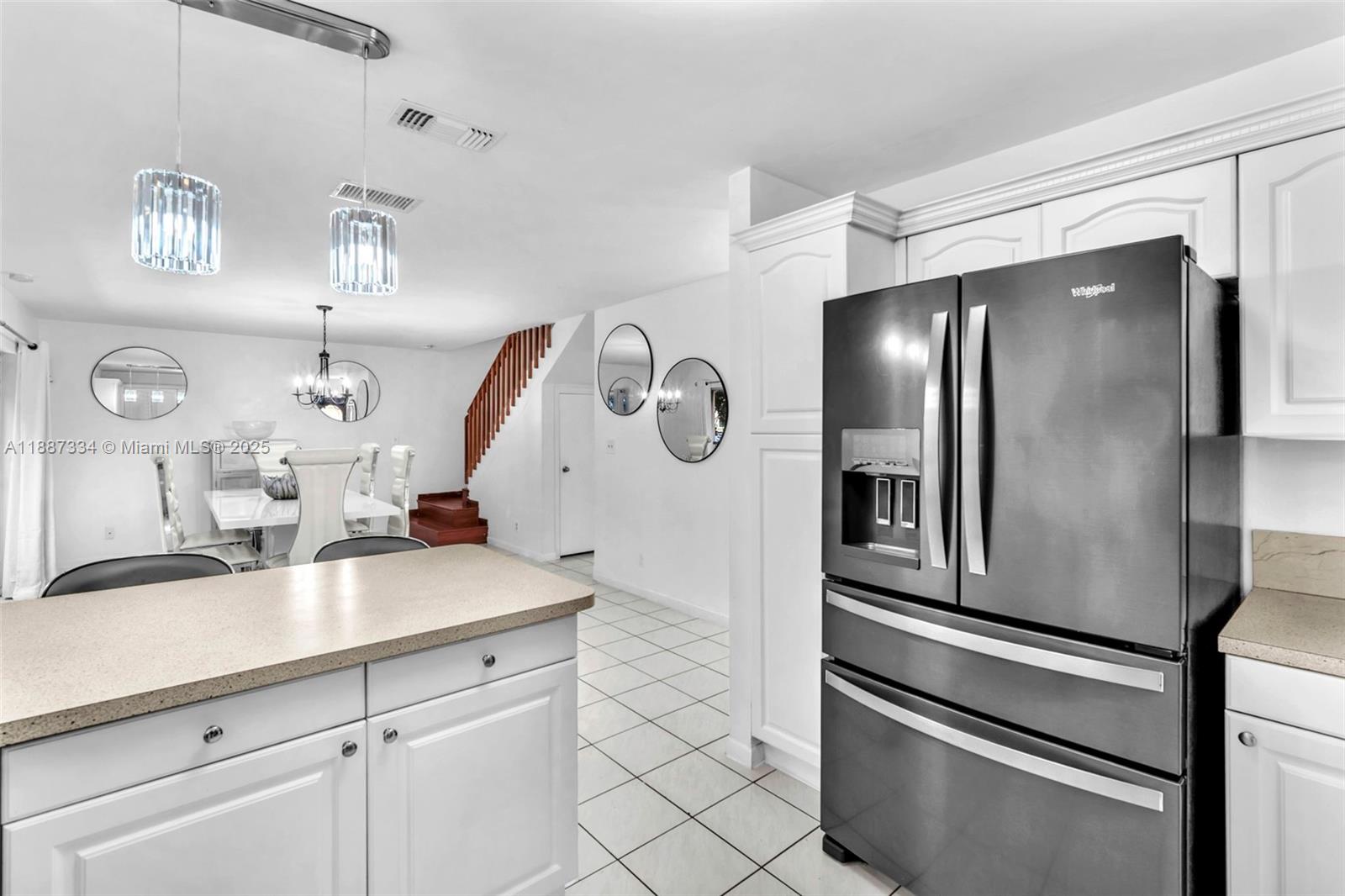EMBASSY LAKES PHASE III - Residential