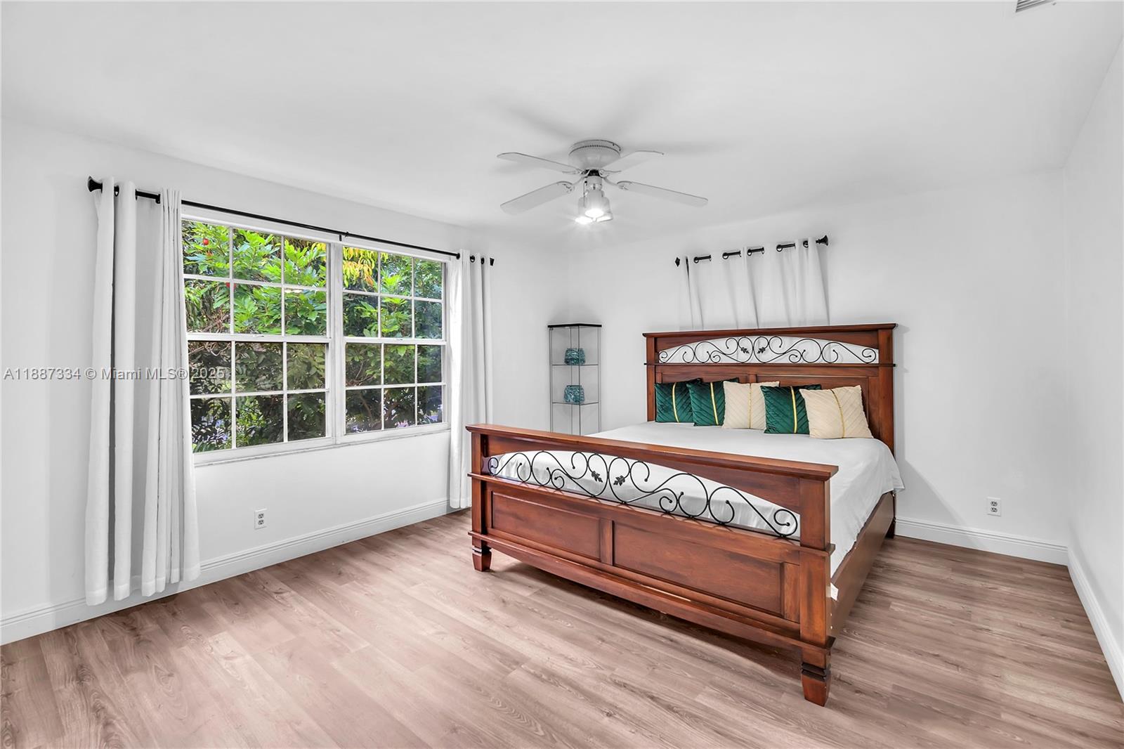 EMBASSY LAKES PHASE III - Residential