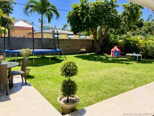 TROPICAL ISLE HOMES SUB 4 - Residential