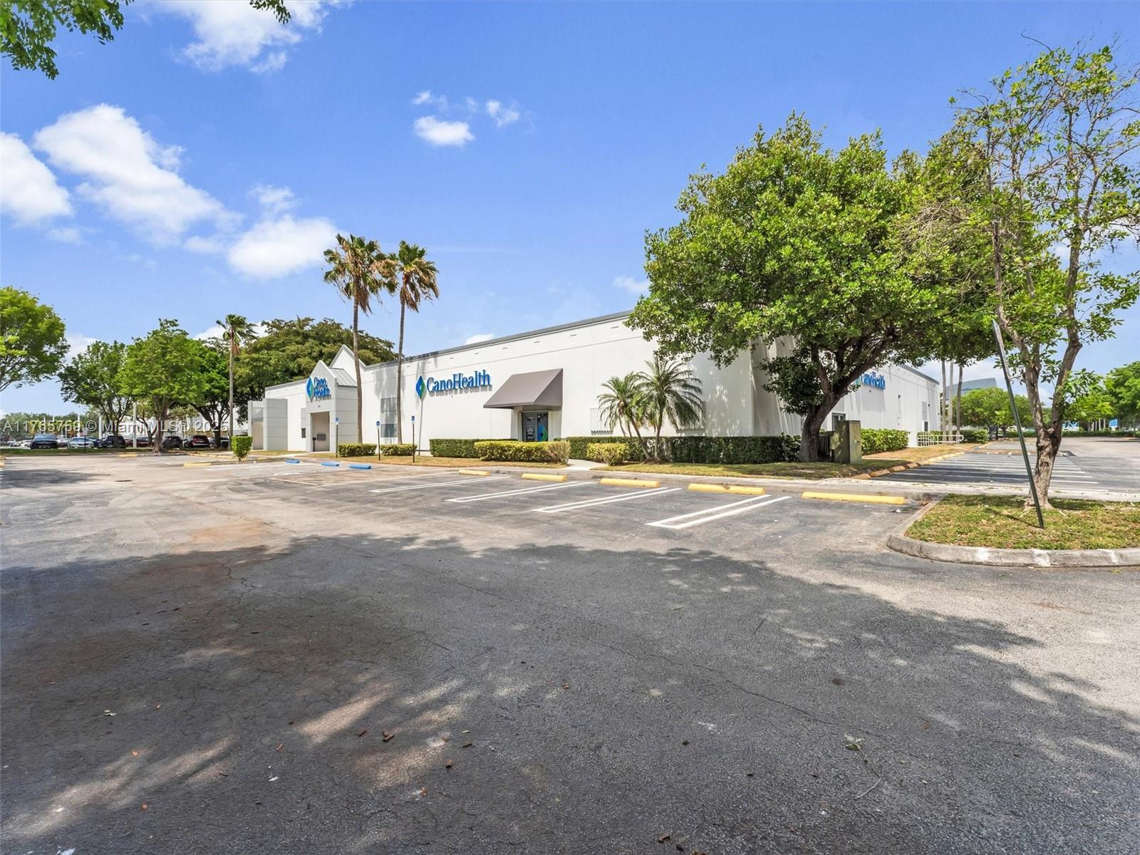 RATE IS $40 PSF month NN (Inquire for Opex)
FREE-STANDING FLEX BUILDING WITH EXPOSURE!
~28,000 SF AVAILABLE TOTAL ON ~4 AC LOT
~10,000 SF MODERN CALL CENTER
~8,000 SF CLIMATE-CONTROLLED WAREHOUSE & PRODUCTION AREA
~5,500 SF TURNKEY MEDICAL FACILITY
~5,000 SF OF BREAK ROOM/OFFICES/GENERAL USE SPACE
~320 PARKING SPACES AVAILABLE
FLEX SPACE - WAREHOUSE FULLY A/C'D
BRAND NEW ELECTRICAL SYSTEM WITH ~40,000
AMP CAPACITY FOR HEAVY POWER USAGE
A major renovation, including a newly built clinical
facility, upgraded HVAC system, and new electrical
panels—never occupied after a significant investment
by the previous tenant. The space is in pristine
condition and ready for immediate use.
NO OTHER PROPERTY LIKE THIS IN DORAL!