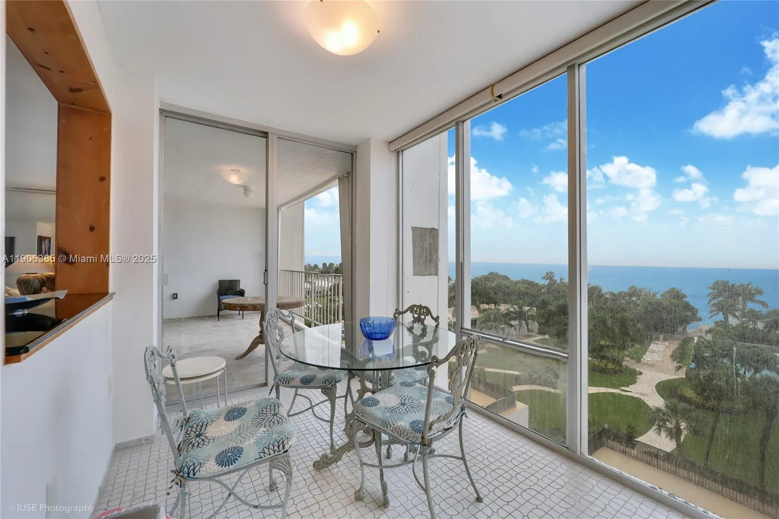 Key Biscayne, Florida 33149, United States, 2 Bedrooms Bedrooms, ,2 BathroomsBathrooms,Residential,Active,237506