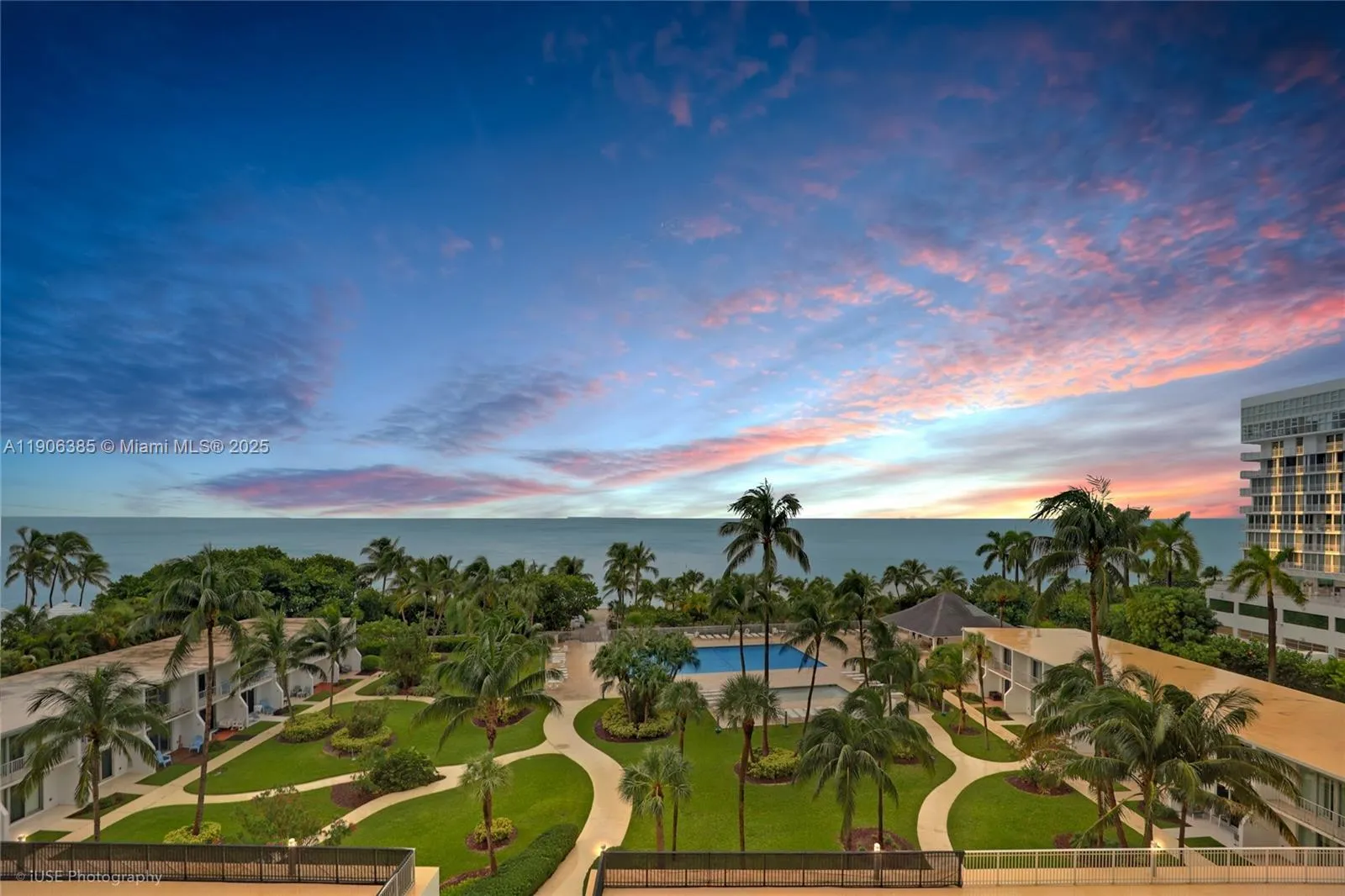 Key Biscayne, Florida 33149, United States, 2 Bedrooms Bedrooms, ,2 BathroomsBathrooms,Residential,Active,237506