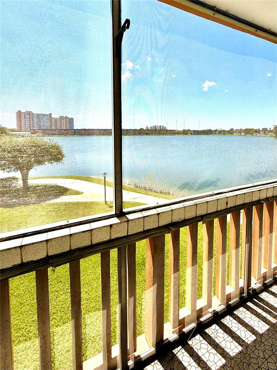 1591 NE Miami Gardens Dr 205