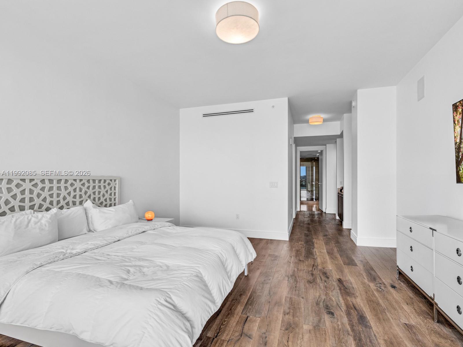 ECHO CONDO - Residential