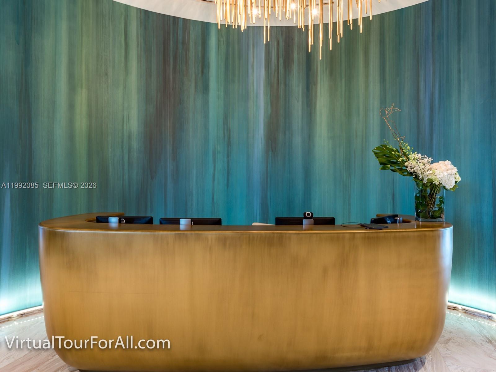 ECHO CONDO - Residential