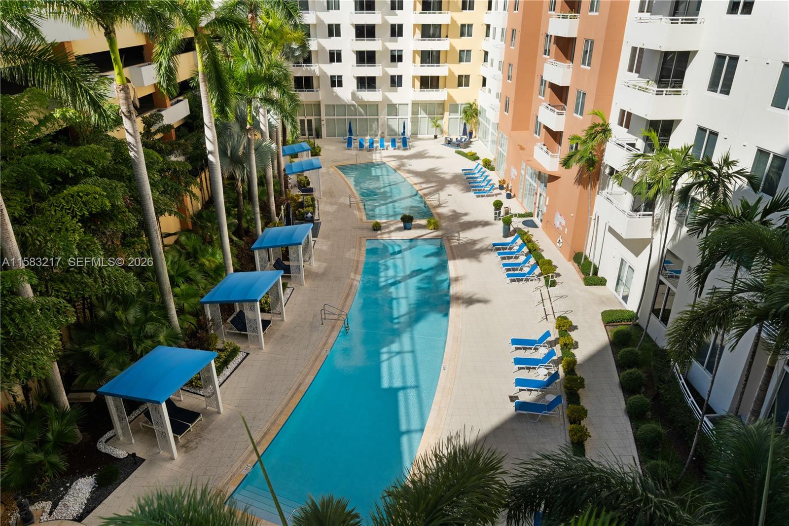 VENTURE AT AVENTURA EAST - Residential