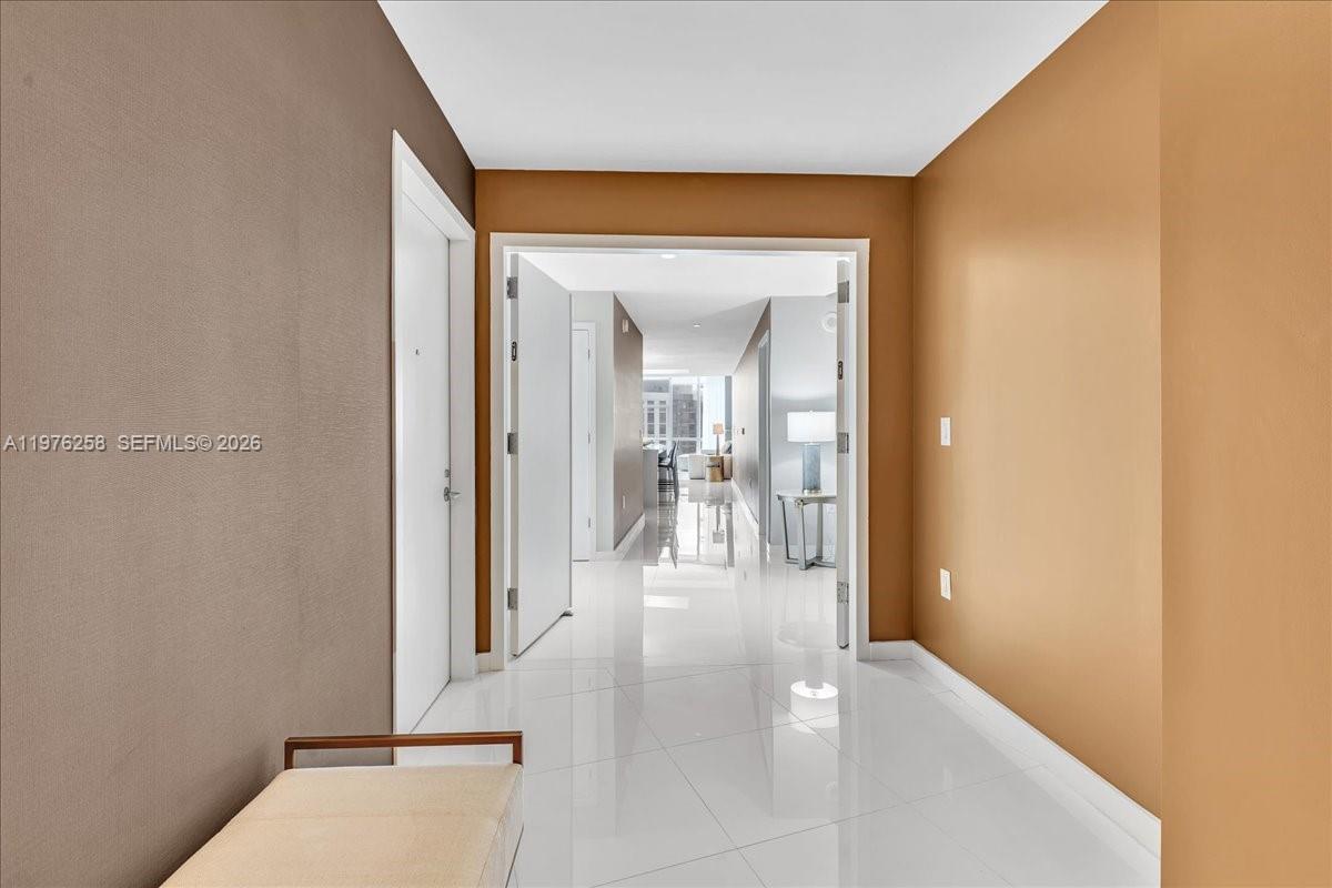 PARAMOUNT MIAMI WORLDCENT - Residential