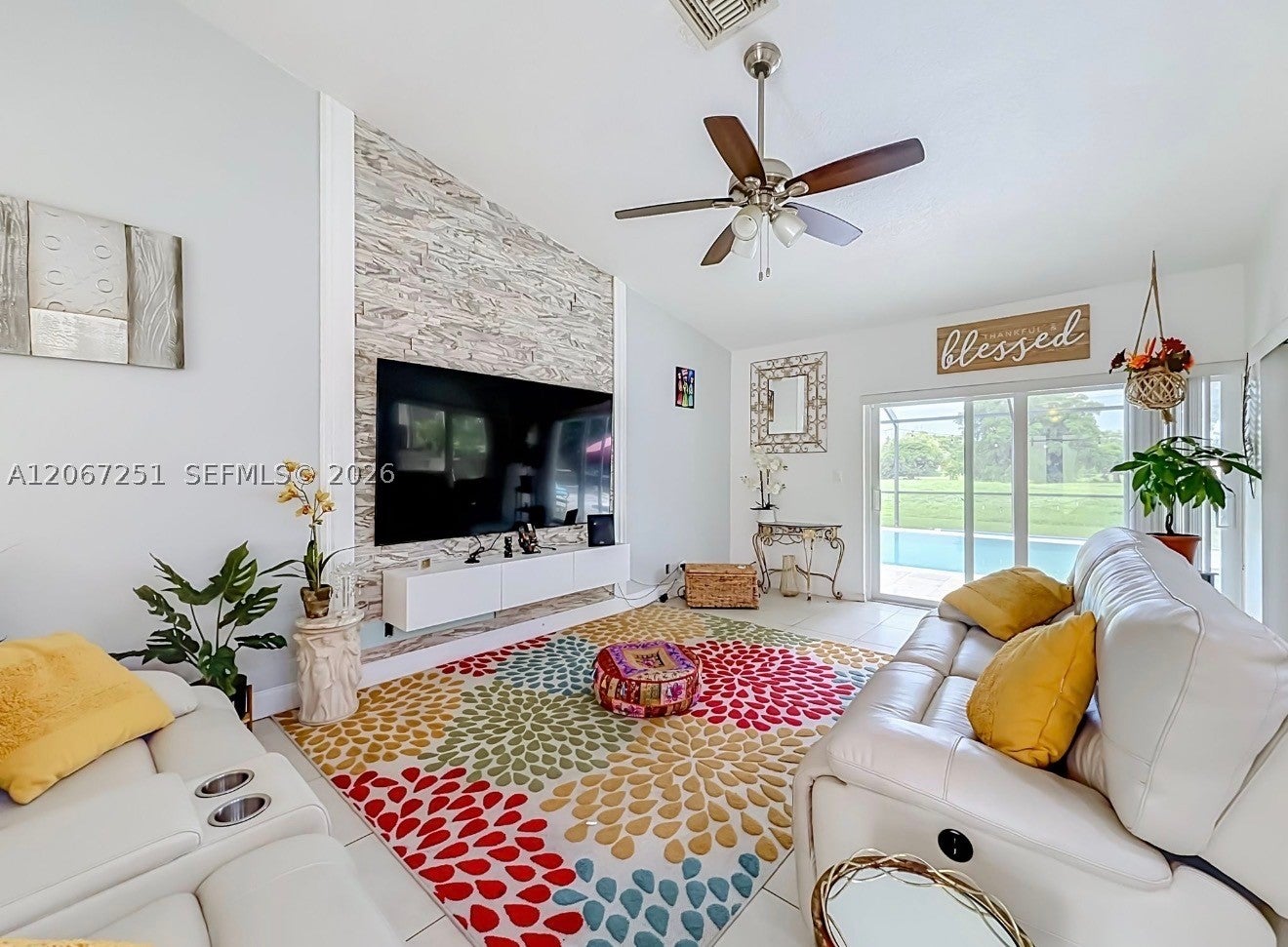 5403 Bayberry Ln