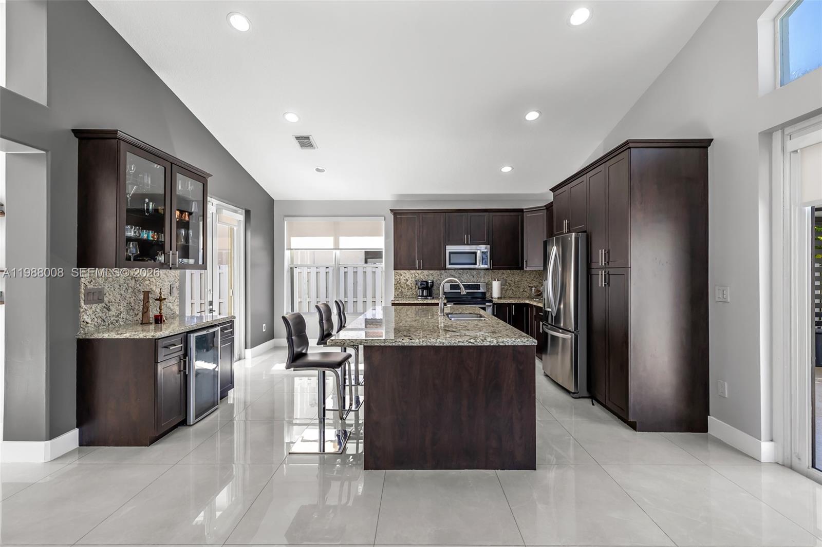 SUNSET LAKES PLAT ONE - Residential