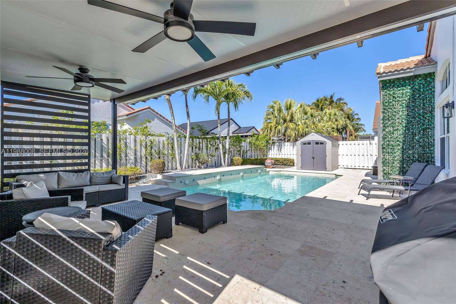 SUNSET LAKES PLAT ONE - Residential