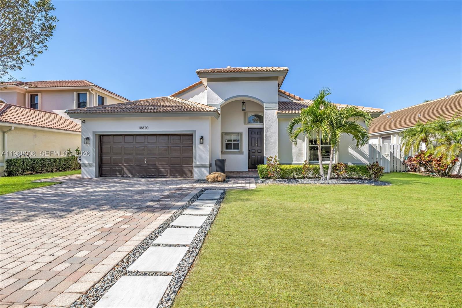 SUNSET LAKES PLAT ONE - Residential