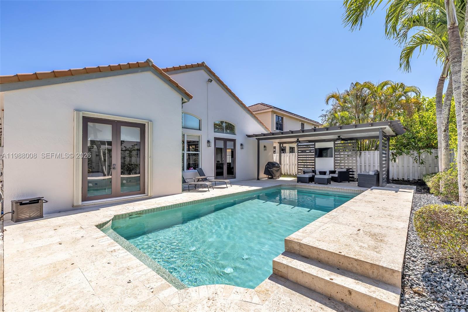 SUNSET LAKES PLAT ONE - Residential