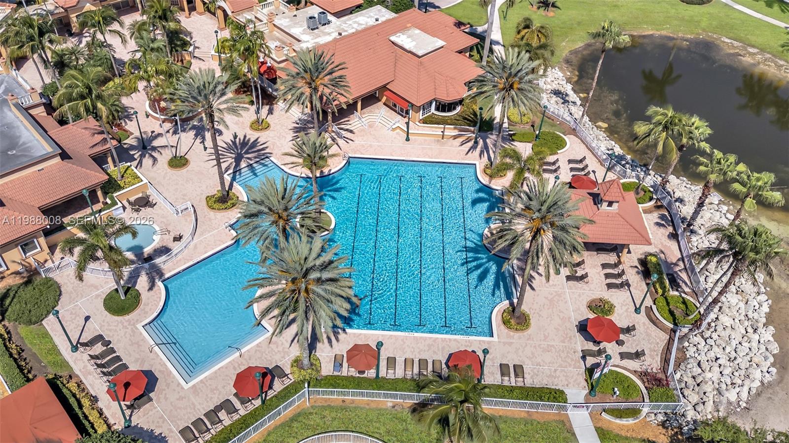 SUNSET LAKES PLAT ONE - Residential