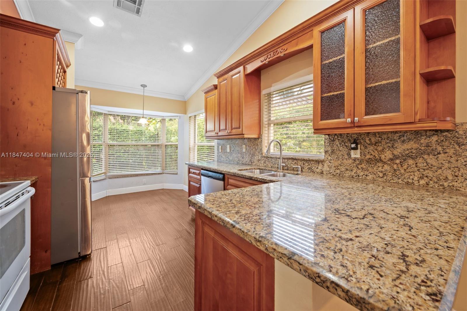 18845 NW 1st St, Pembroke Pines, FL, 33029/$599,000 1 18845 NW 1st St