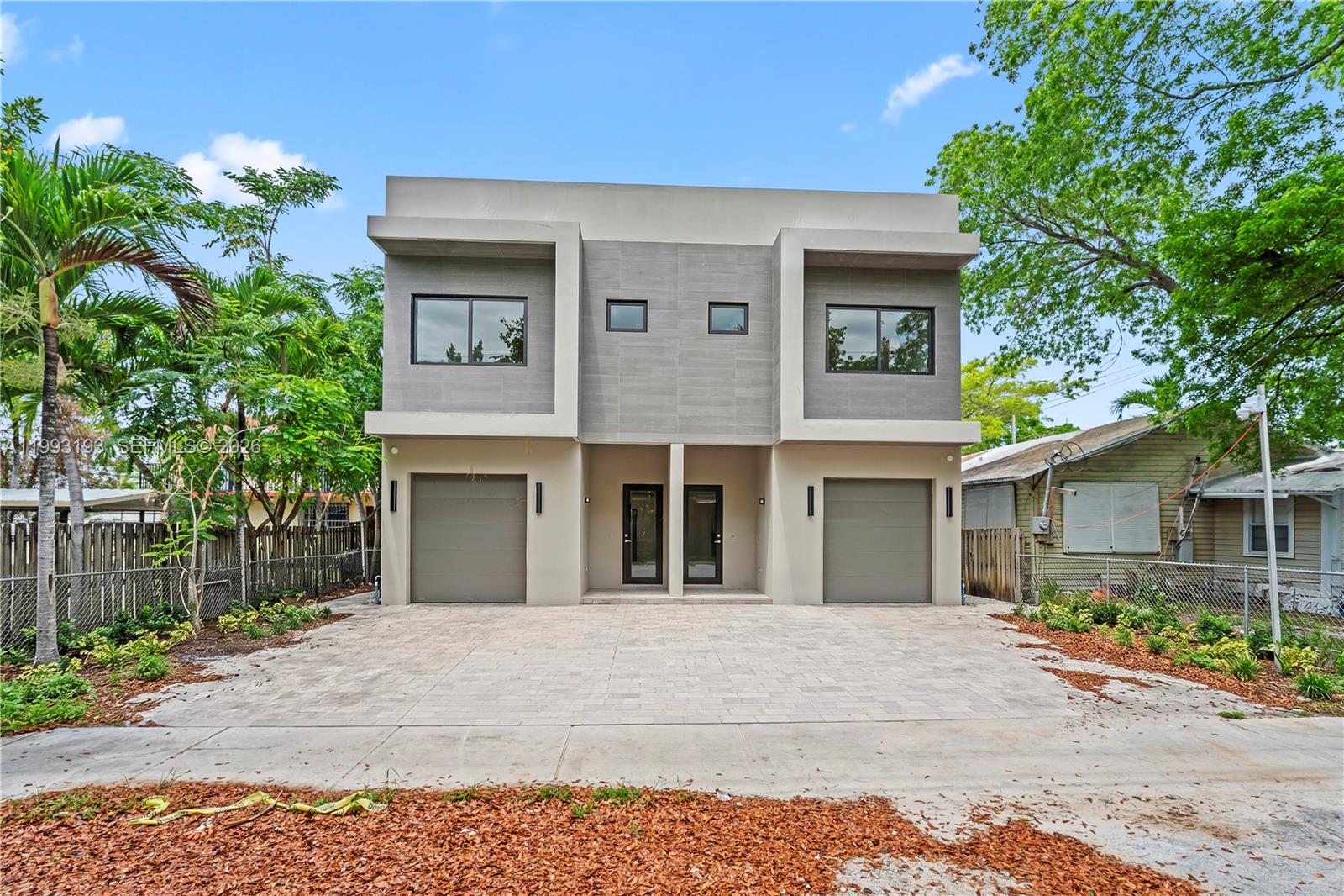 AMD PL OF MIAMI SUB ACRES - Residential