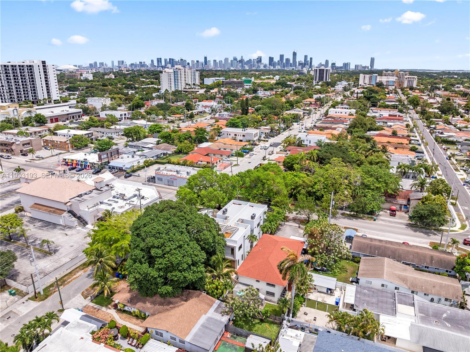 AMD PL OF MIAMI SUB ACRES - Residential